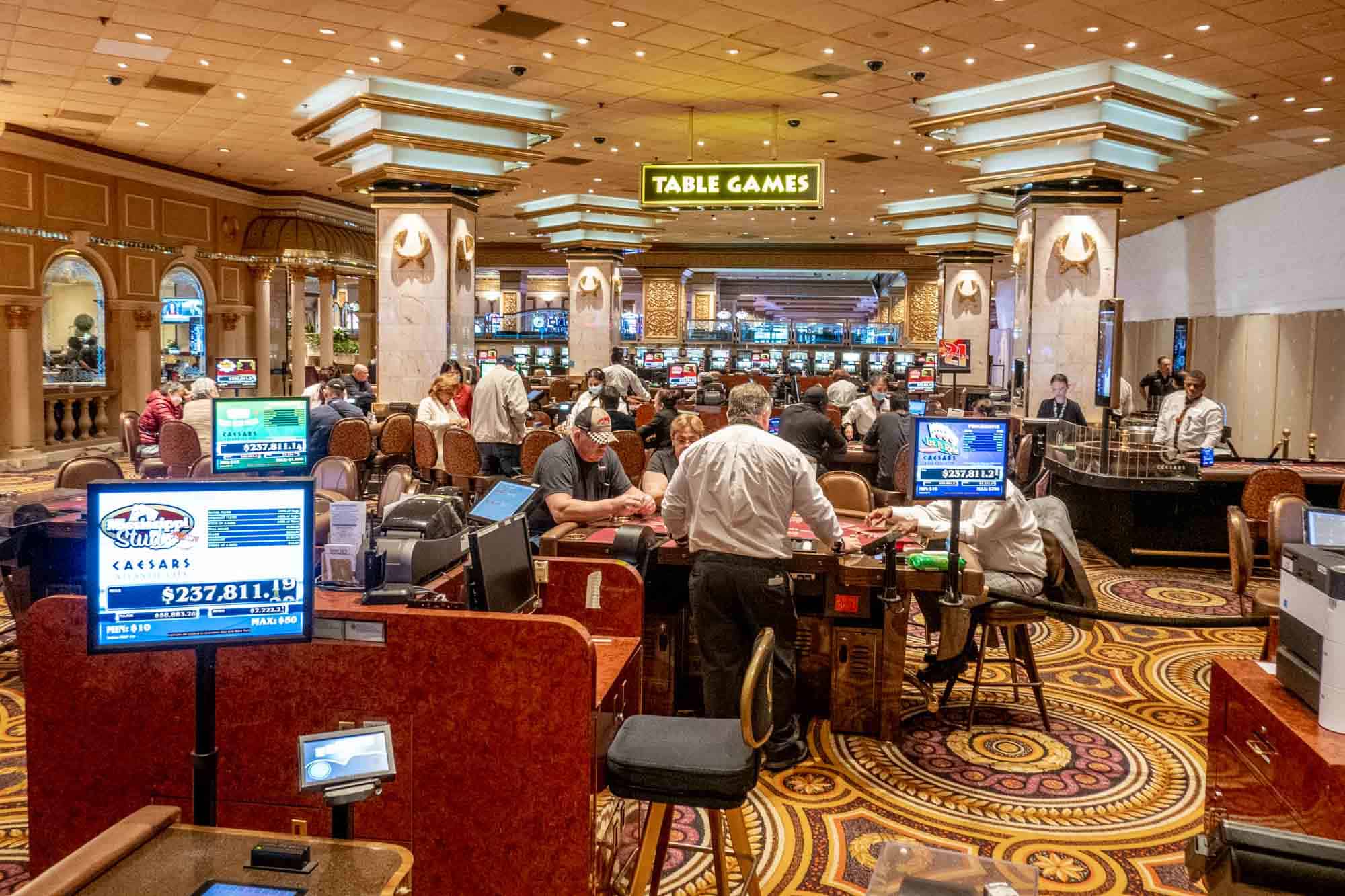 Kazanç Hikayeleri: Casino Deneyimlerinizin Gözyaşı ve Gülüşü